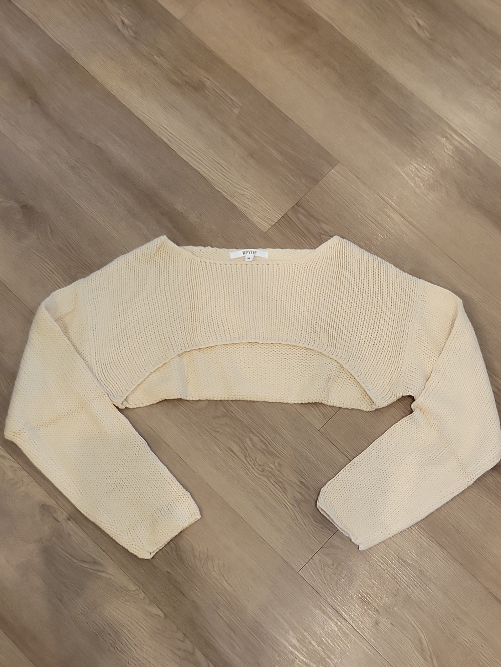 RPYHF M NWOT Cropped Cream Sweater